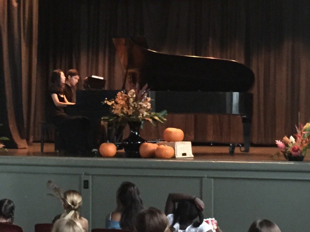 Lia Yamasato and Takeshi Komar playing "Grand Finale"